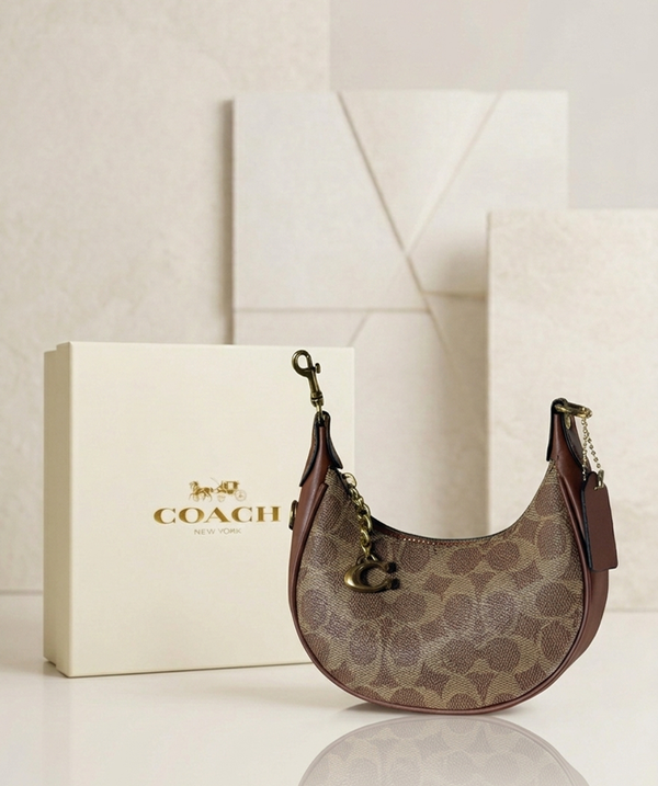 The Jonie Crescent – Signature Canvas Edition