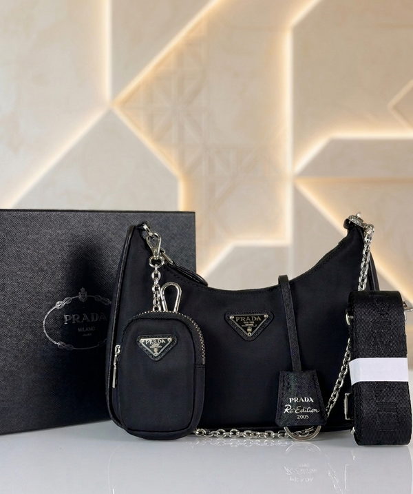 Prada Re-Edition 2005 Nylon Shoulder Bag – 3-in-1 Edition
